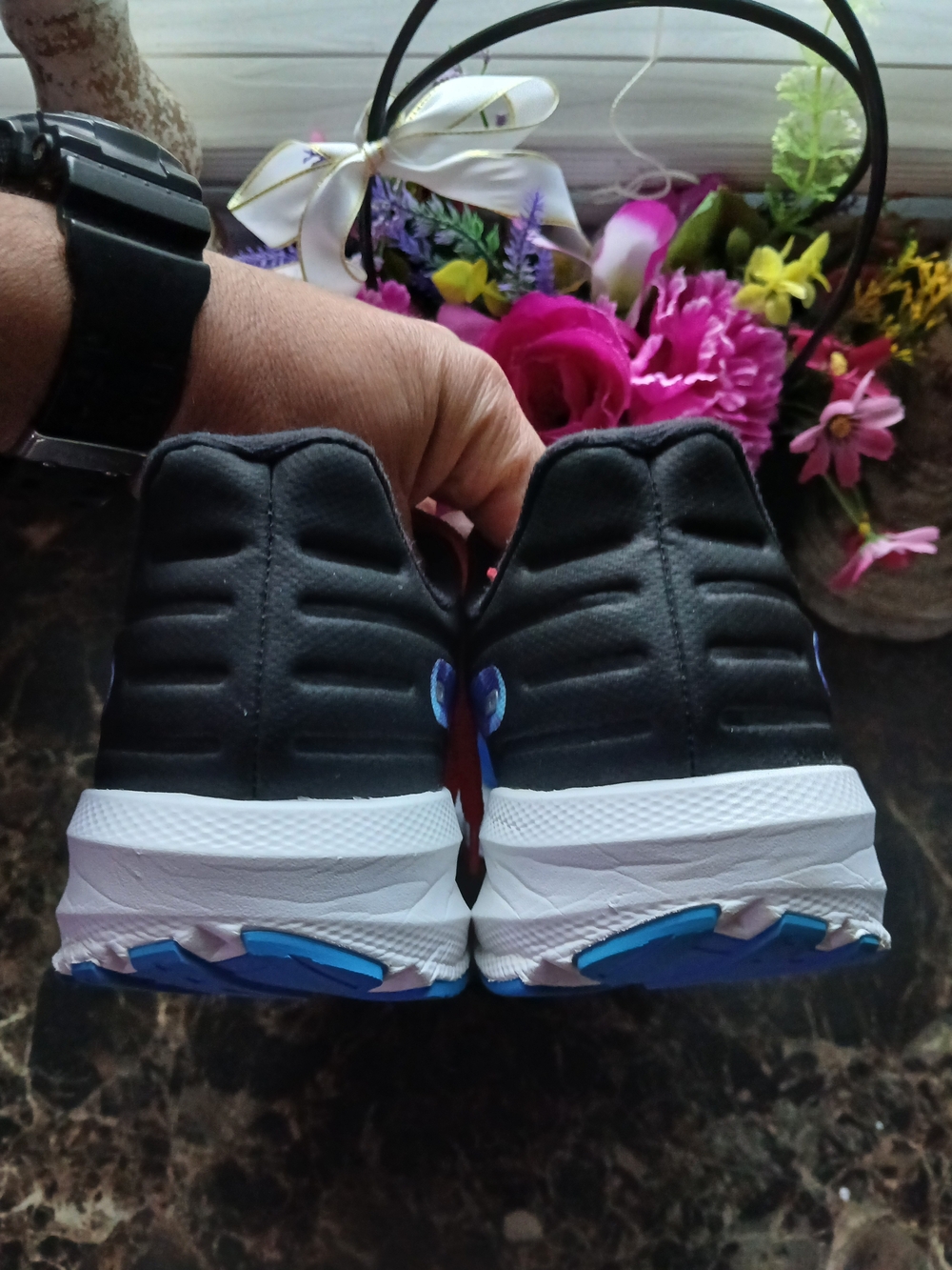 Brooks Launch 9 Comfort/Athletic Lifestyle Shoes Size 10 Men/11.5 Women - Picture 7 of 13